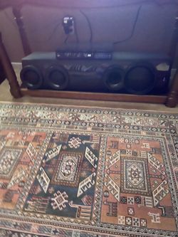 Subwoofer speaker, towers