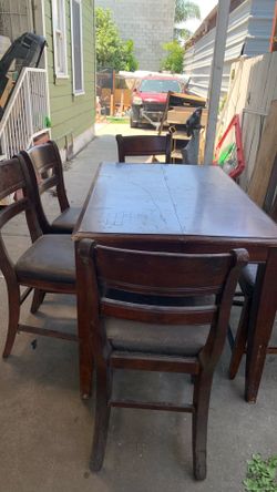 Dining  table
