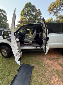 2008 Ford F-250 Super Duty XL 6.4L Power Stroke Diesel – Extended Cab