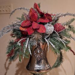 Winter/Holiday Floral Arrangement