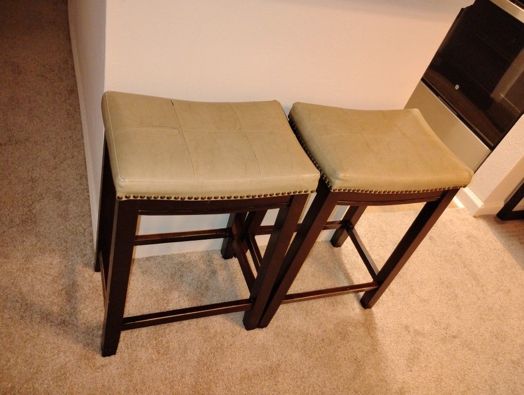 Bar stools for sale