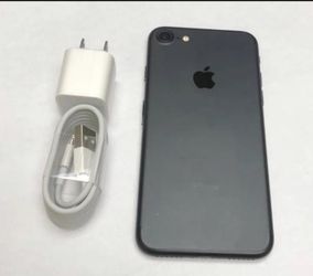 iPhone 7 Plus unlocked excellent condition! $265