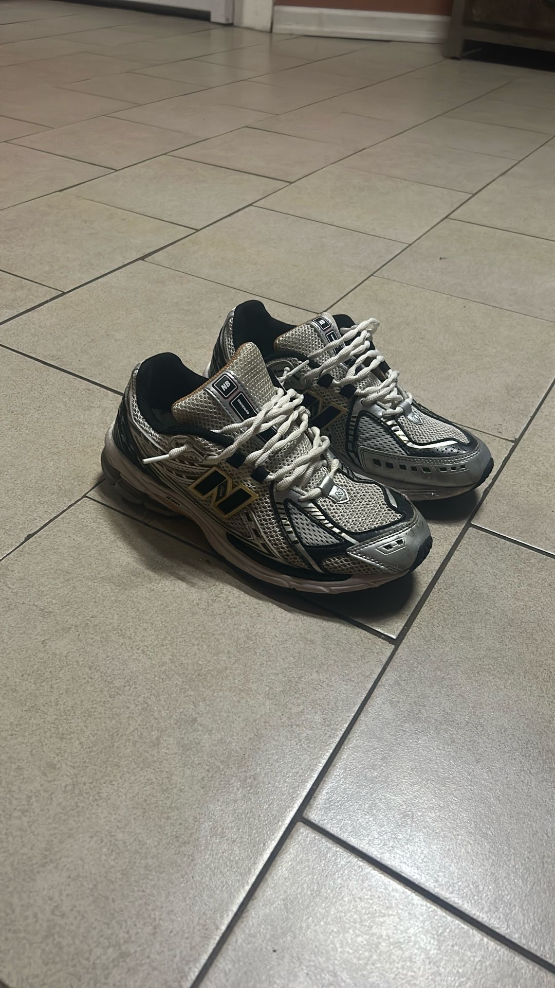 New Balance Size 10