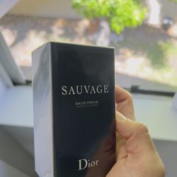 Dior Sauvage Eau de Parfum - 100ml (New & Sealed)