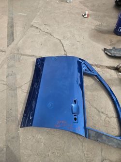 Ford maverick  driver  Front Door Oem  22 to 26