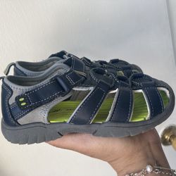 Keen Boys Sandals Size 11