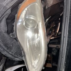 Right Headlight For Chrysler 2011-2014