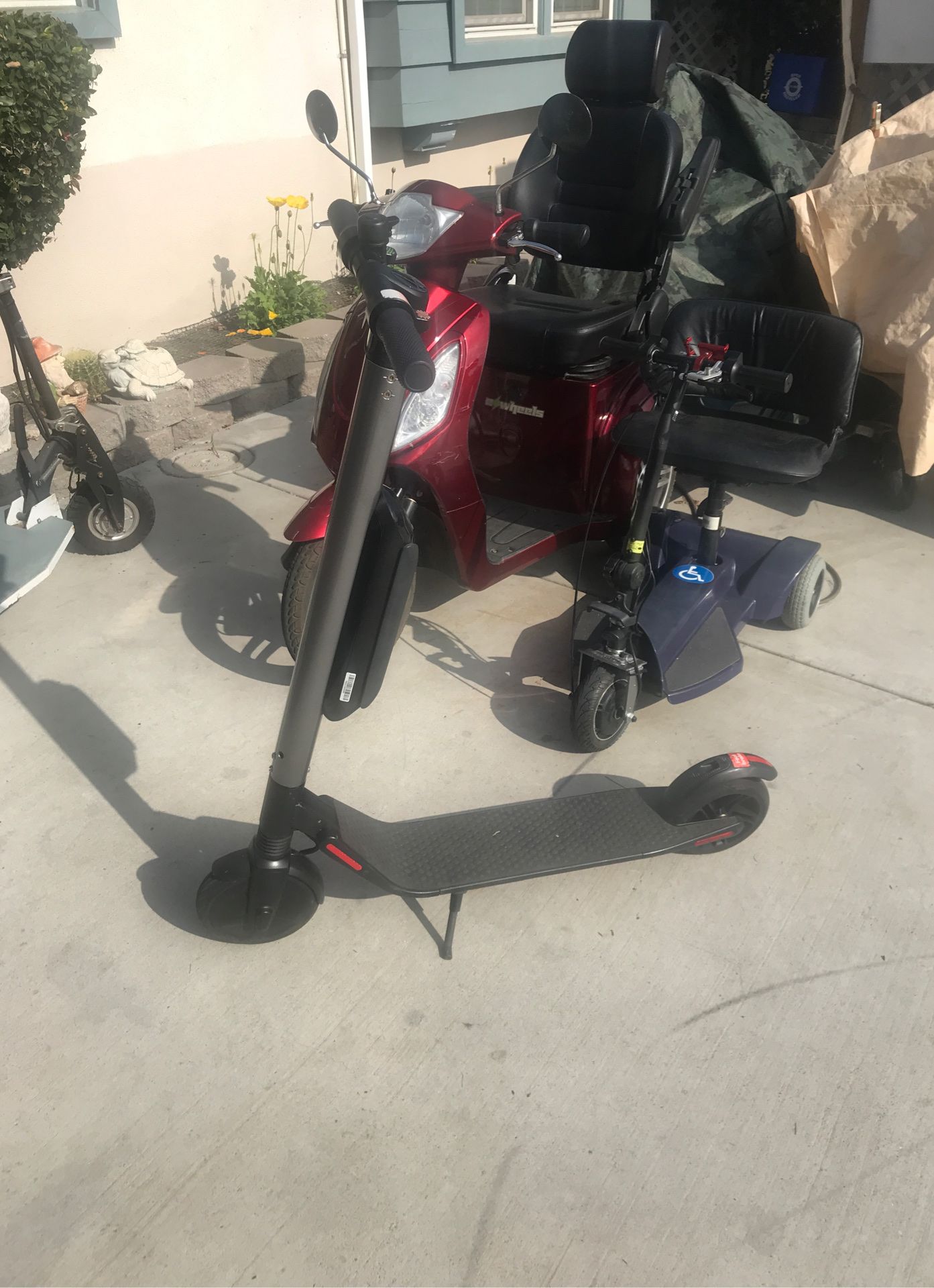 Electric scooter repair