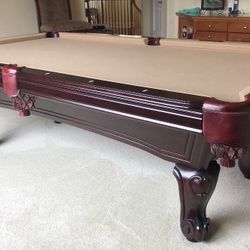 Pool Table 8ft ( Free Delivery & Set Up ) 