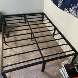 Full Size Black Metal Bed frame