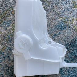 Windshield washer fluid reservoir tank fits 2003 Mercedes ML 350 W1 63 Body 7.6 L