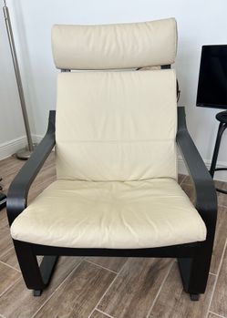 Leatherite cream colored chair