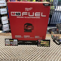 Milwaukee M18 FUEL 18V Lithium-Ion Brushless Cordless Jig Saw (Tool-Only)