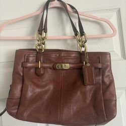 Vintage Coach with matching Wallet - EUC