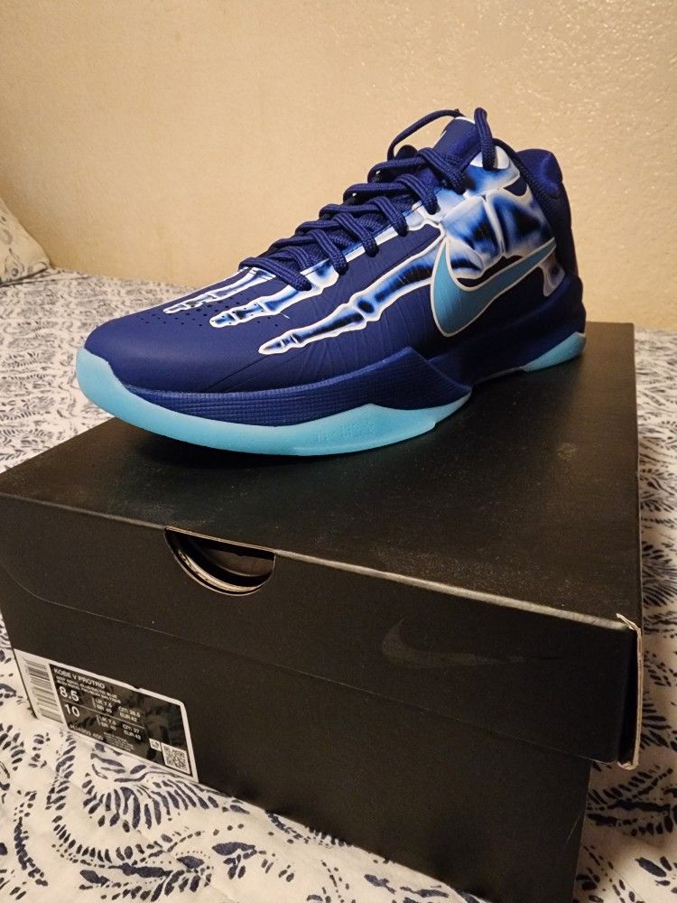 Kobe V Protro