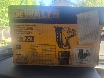 Dewalt Angled Finish Nailer 16 GA