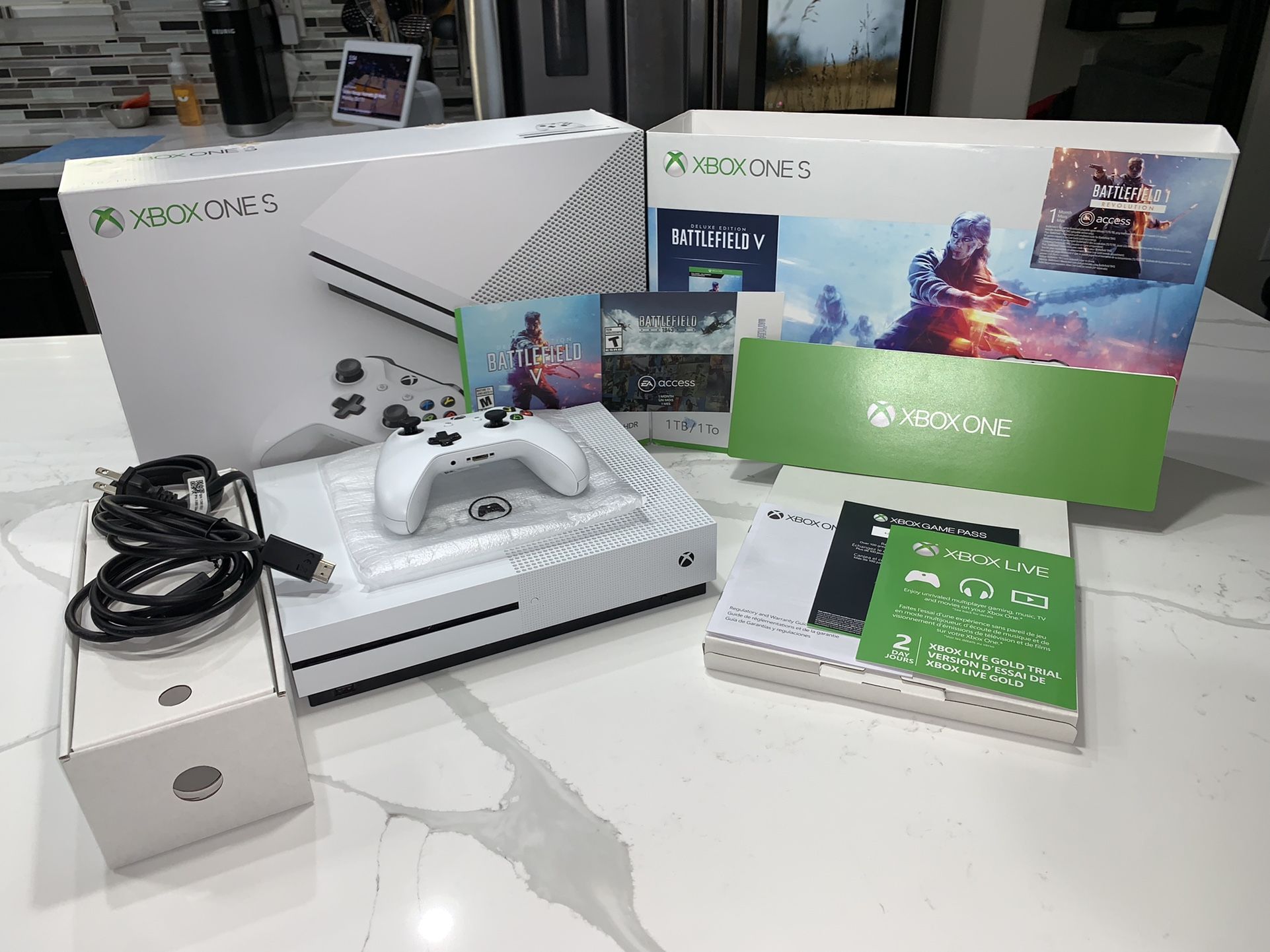 Xbox One S 1TB Battlefield 5 Edition