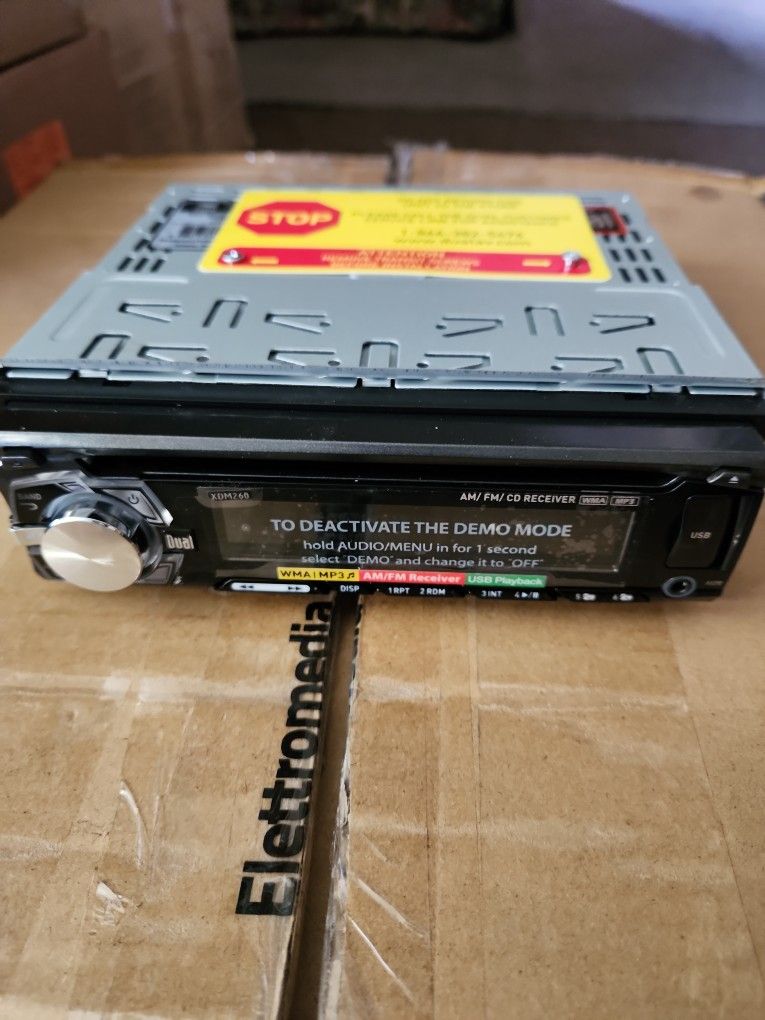 Dual XDM260 CD Player With USB and 3.5mm AUX INPUT
