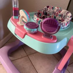 Girl Walker / Andador