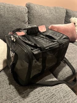 Luxury Dog Carrier - Sherpa Lining