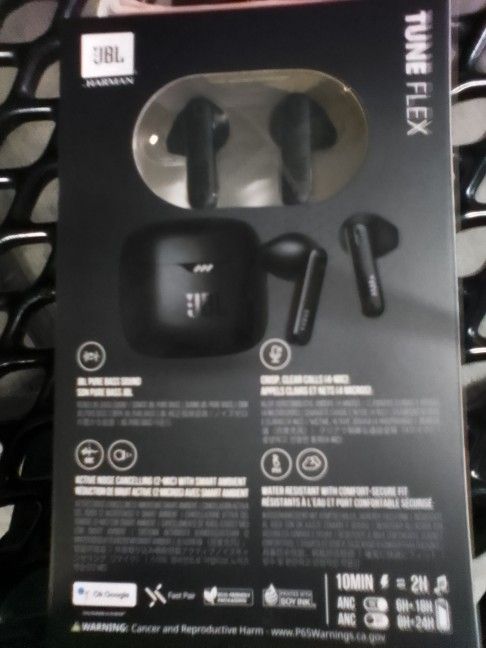 JBL Pure Bass Earbuds