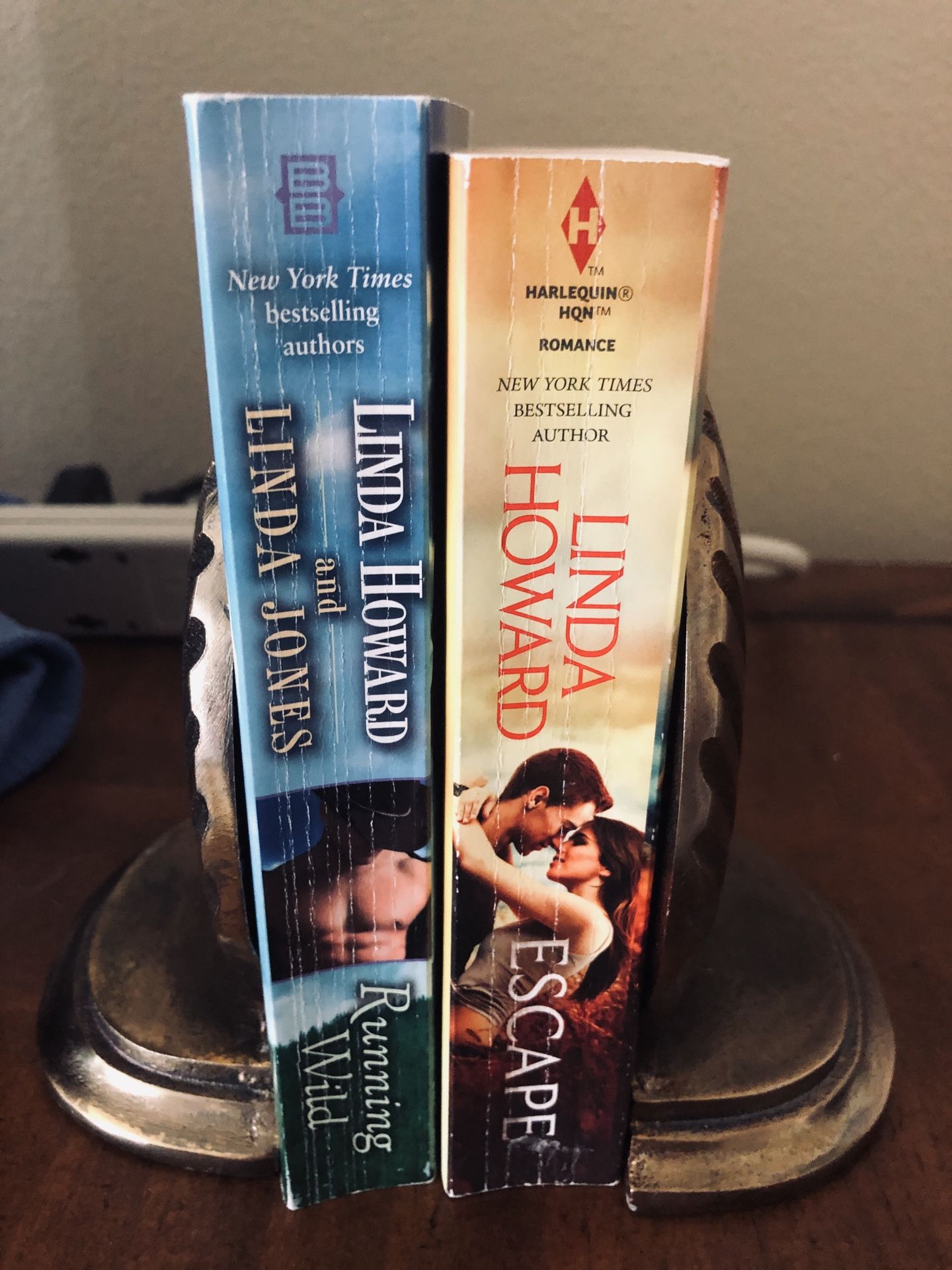 2 Linda Howard books