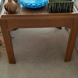 2 side Tables Both are approx 27"×27"