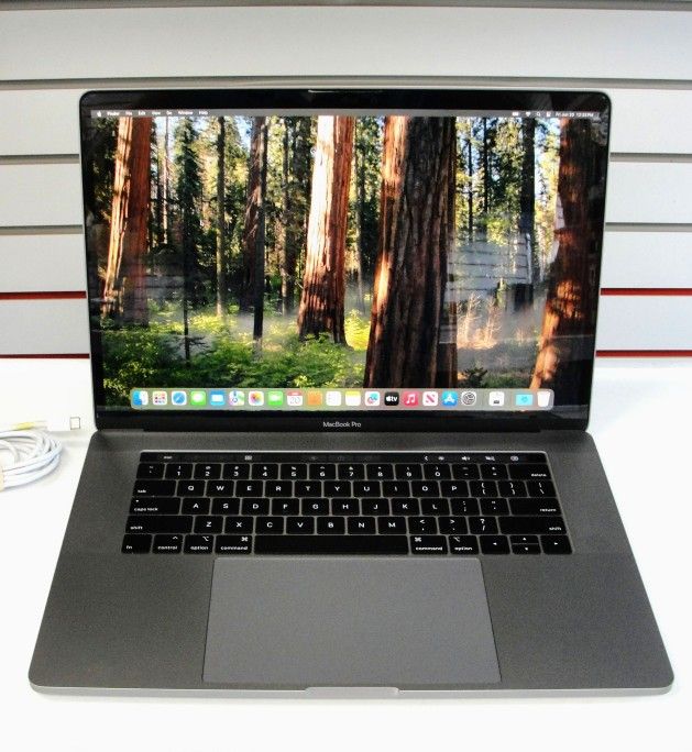 APPLE MACBOOK PRO 15-INCH 2018 2.9 GHZ INTEL i9