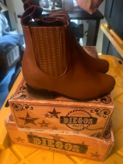 Toddler Boots size 18.5. New