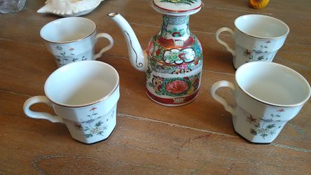 Extremely rare chinese gold rimmed tea set