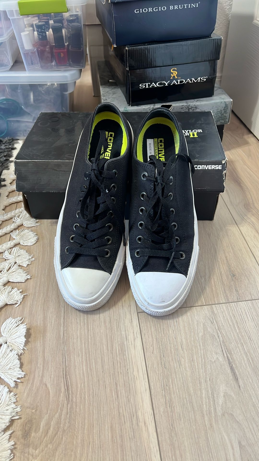 Converse