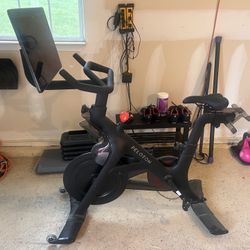 Peloton+ Excellent Condition 