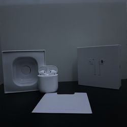 Apple AirPods 2nd Generation Wireless In Ear
