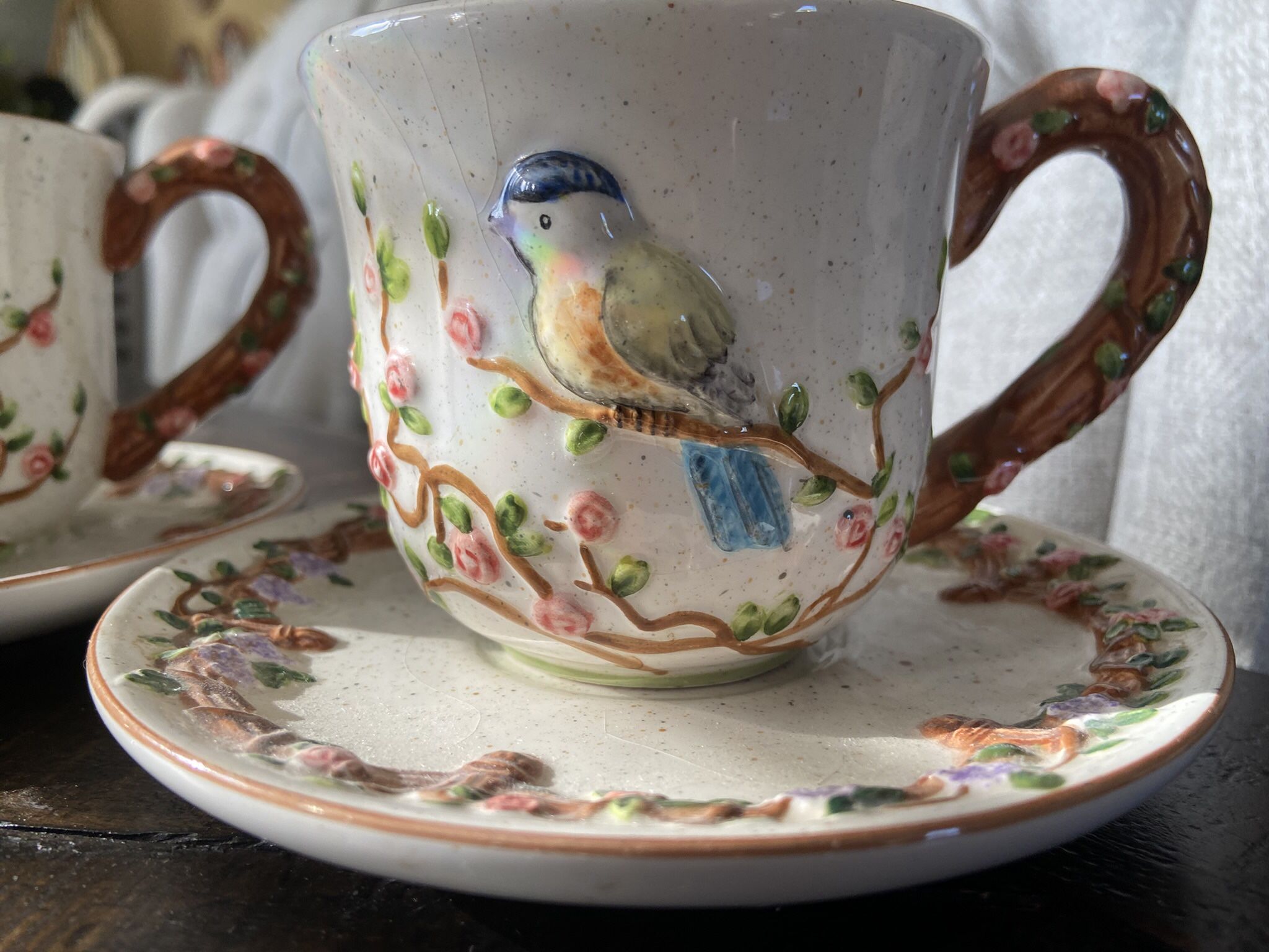 2decrotive Tea Cups