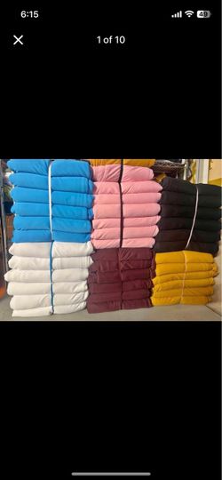 Se venden cortinas para carpas usadas