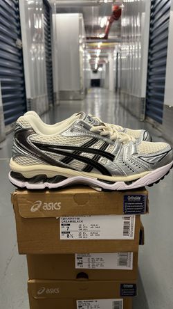 ASICS Gel Kayano “plums” M 8