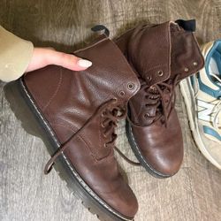 Leather Lace-Up Boots