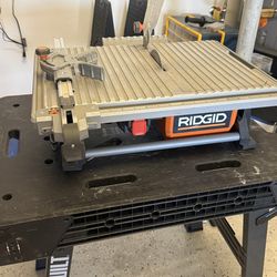 Ridgid tabletop wet tile saw