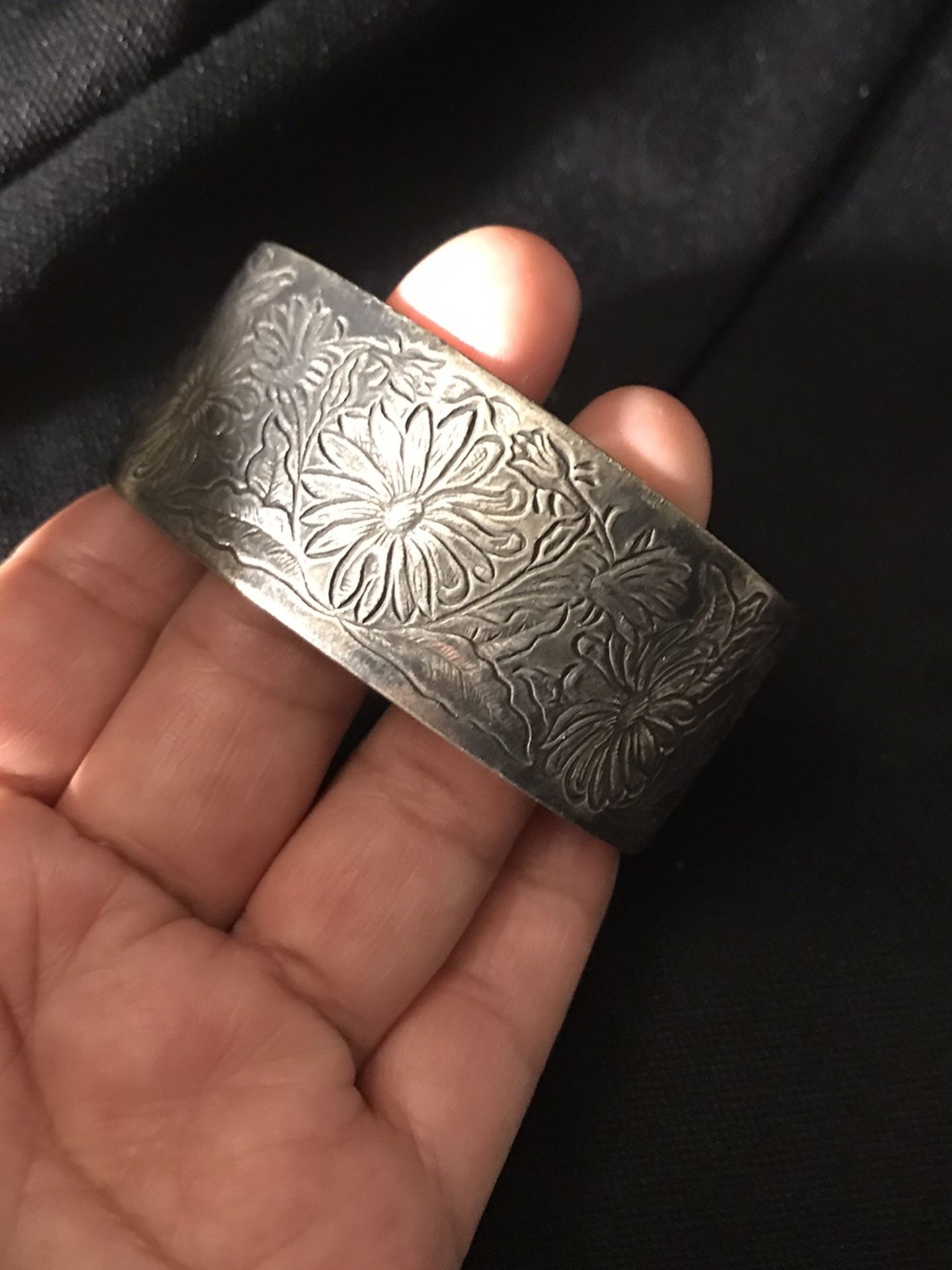 Pretty Bangle Bracelet