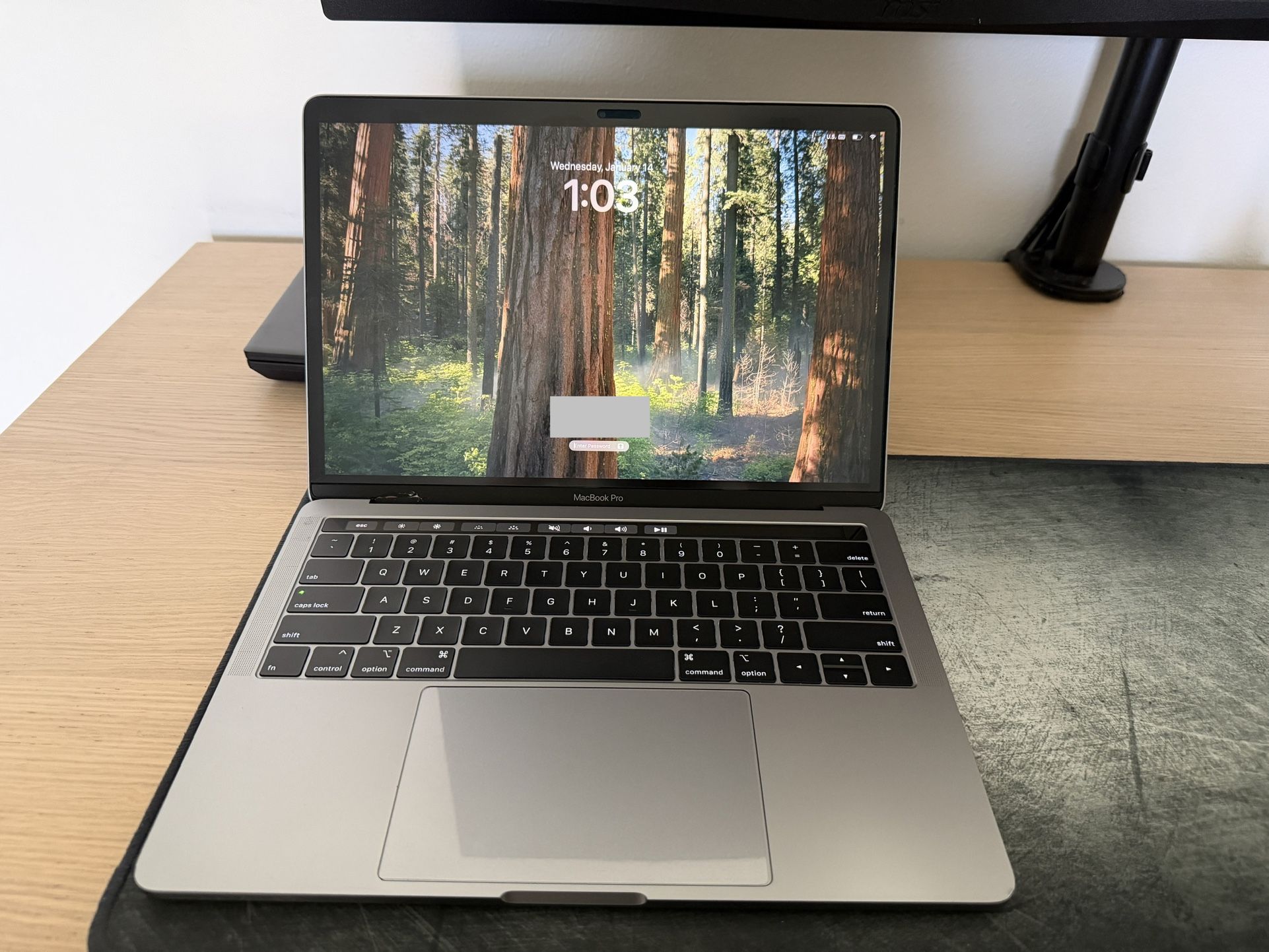 MacBook Pro 13-inch, 2018, Four Thunderbolt 3 Ports