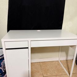 Computer Desk (IKEA)