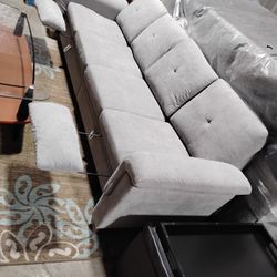 Long Sofá For Seat And More.