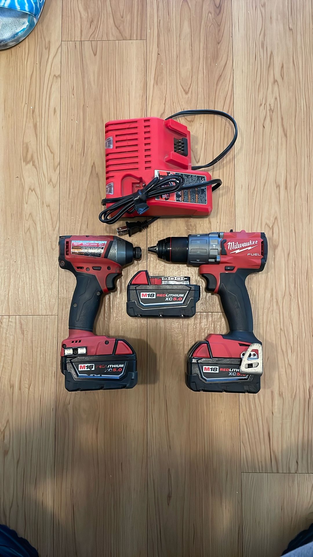 Brushless Milwaukee Hammer Drill & Impact drill Combo