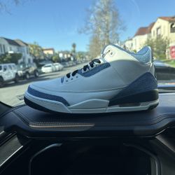 Levi’s Jordan 3s 10.5