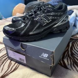 New Balance 1906R Size 10.5 