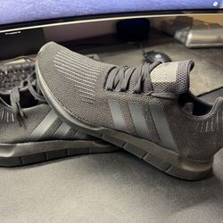 New Adidas Swift Run CG4111 Running Men’s Shoes Sz 11