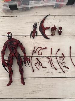 Diamond Select Carnage Disney Marvel Special Edition Action Figure