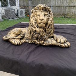 Laying Lion Statue