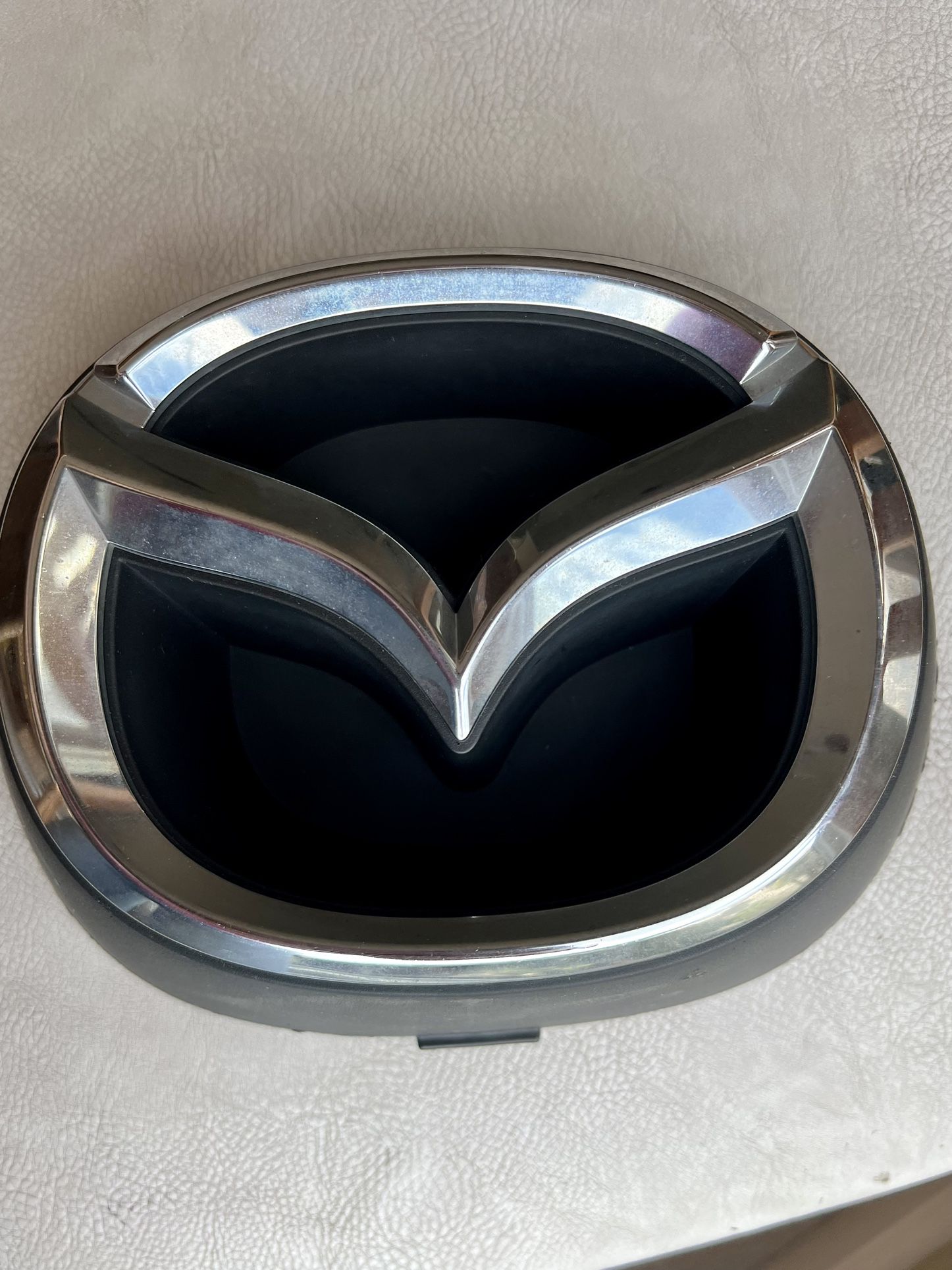 Mazda Emblem