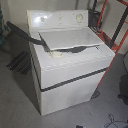 Frigidaire Washer